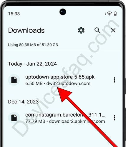 डाउनलोड गरिएको APK फाइलमा ट्याप गर्नुहोस्